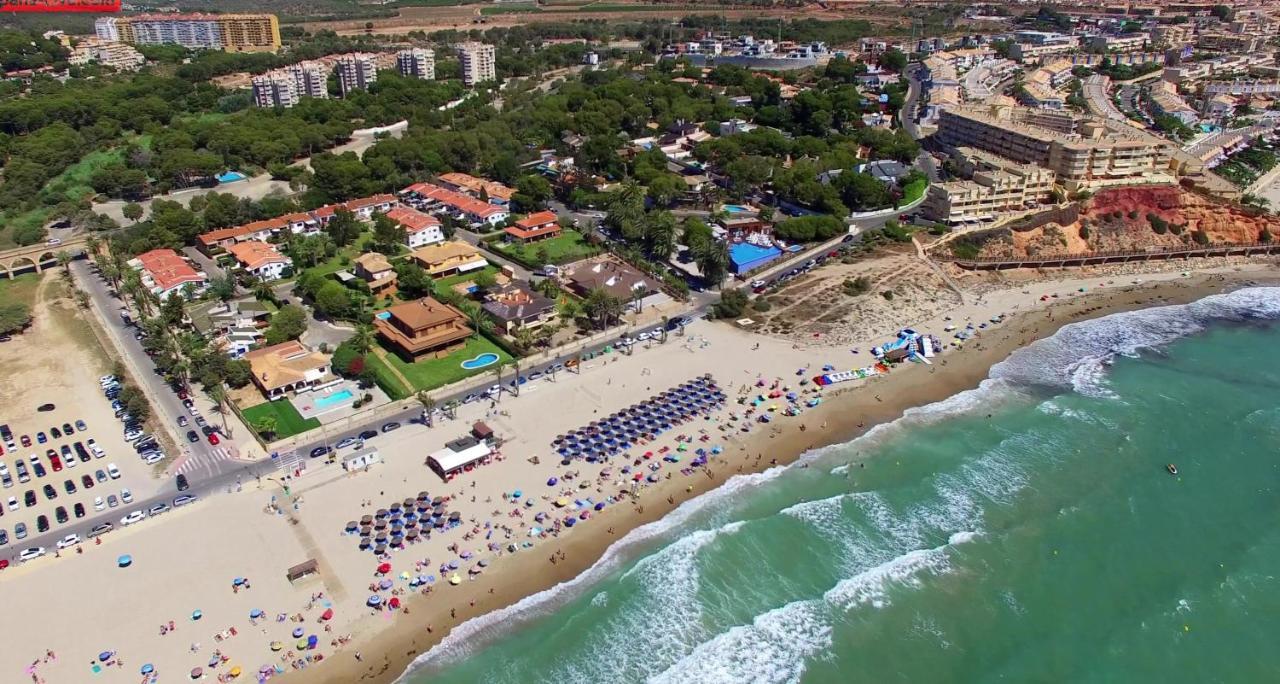2-Bedroom And Living Room Apartment Near Campoamor Beach Екстериор снимка