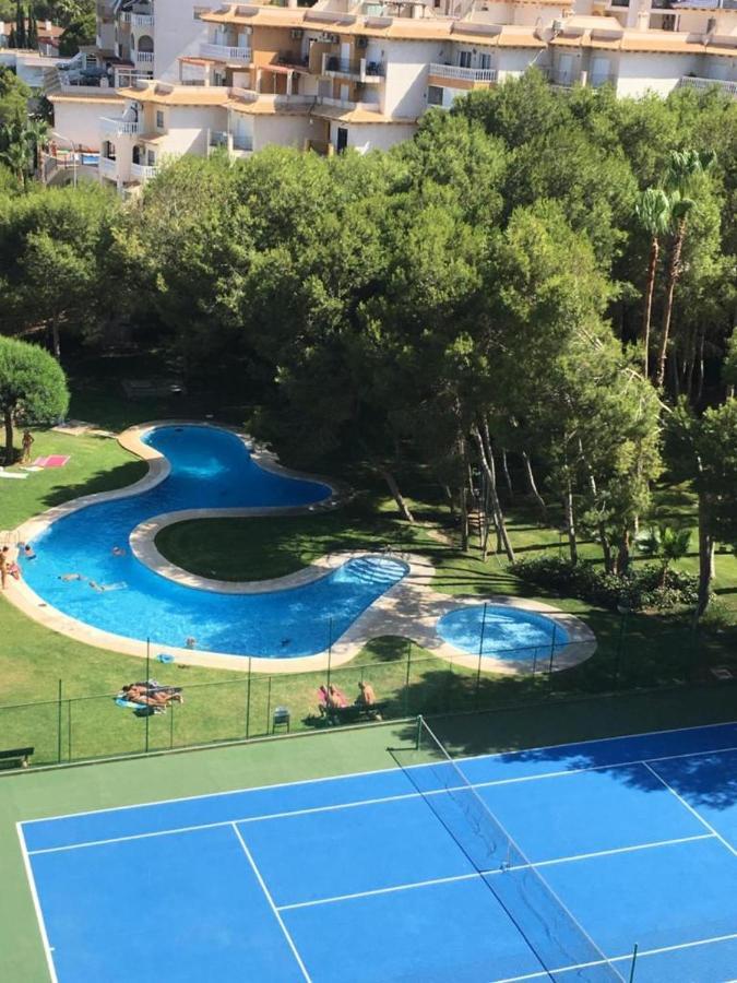 2-Bedroom And Living Room Apartment Near Campoamor Beach Екстериор снимка