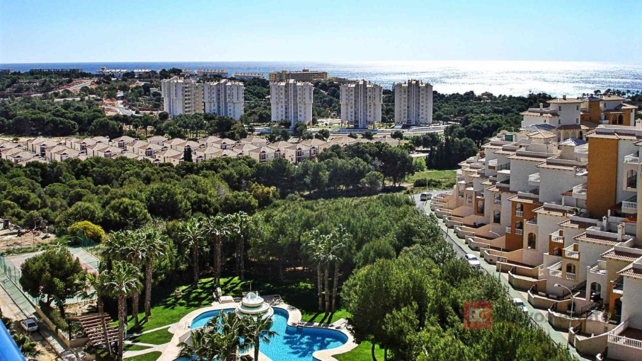 2-Bedroom And Living Room Apartment Near Campoamor Beach Екстериор снимка